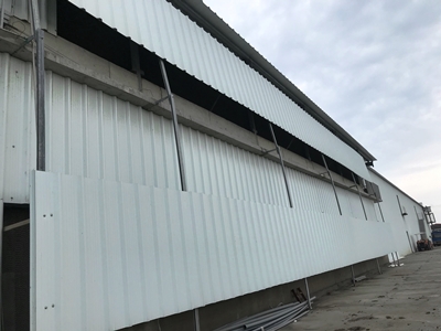 工程实绩10-彰化沿海鸡舍-采用强屋PVC塑钢防热平底浪板